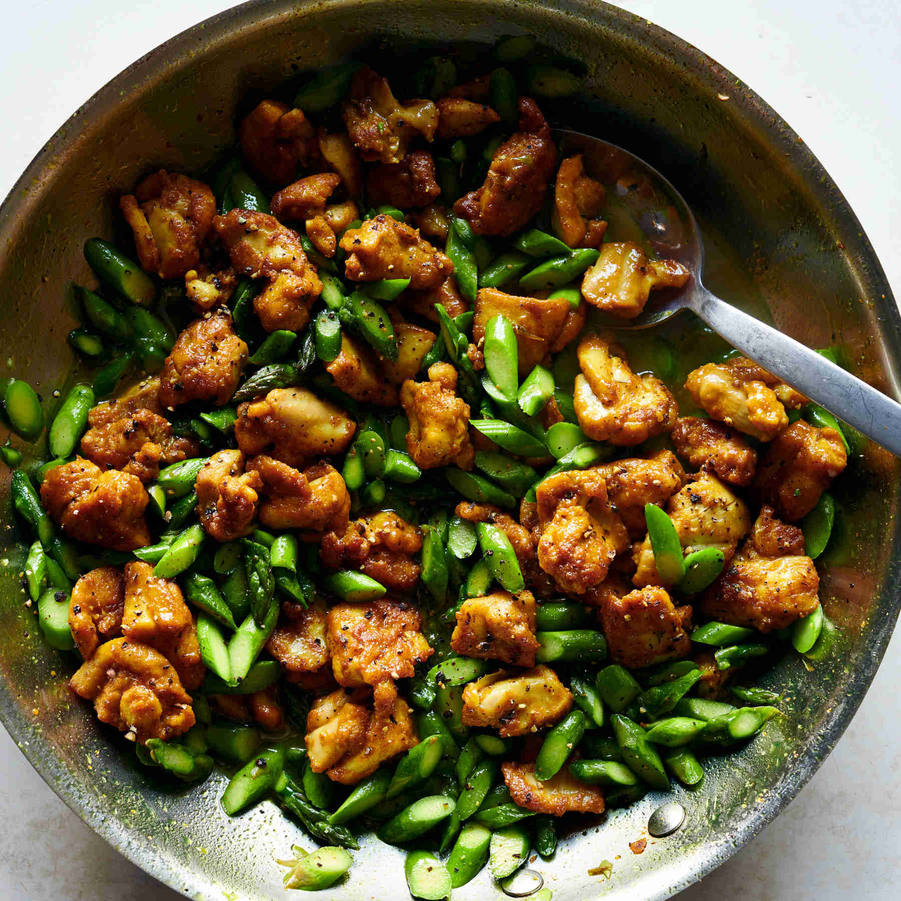 Turmeric-Black Pepper Chicken With Asparagus