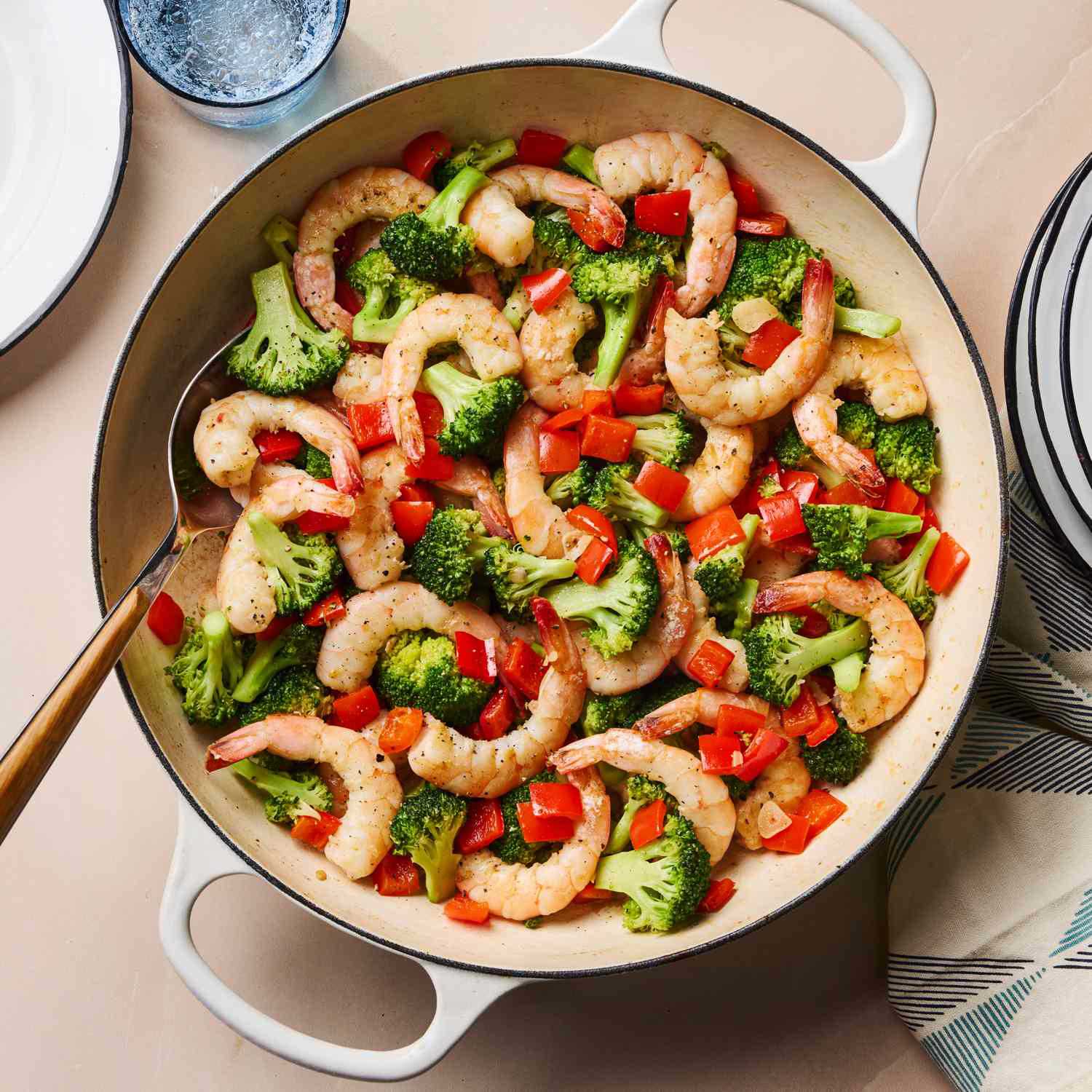 One-Pot Garlicky Shrimp & Broccoli