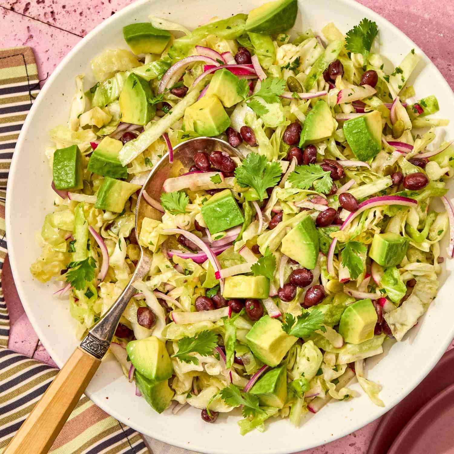 Crunchy Cabbage & Black Bean Salad Is a Quick High-Fiber Lunch